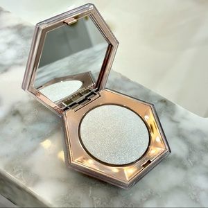 New, Fenty Beauty by Rihanna, Dimond Bomb